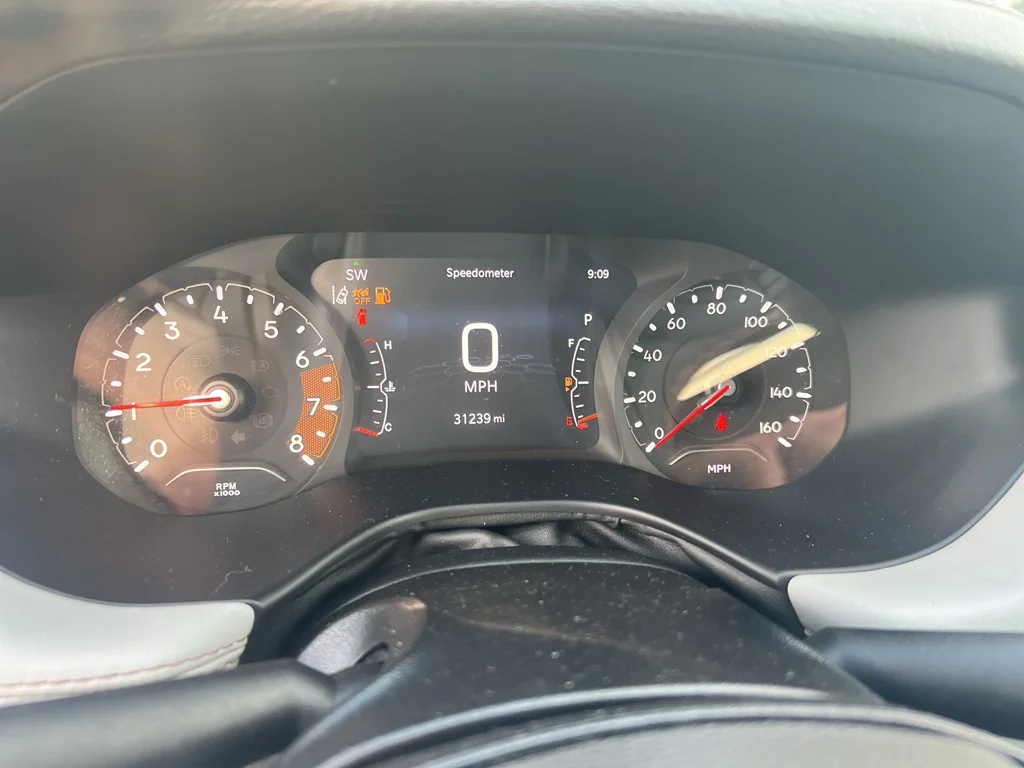 Used 2022 Laser Blue Pearlcoat Jeep Limited image 5