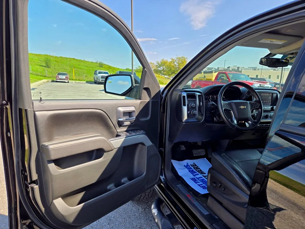 Used 2017 Black Chevrolet LT image 12