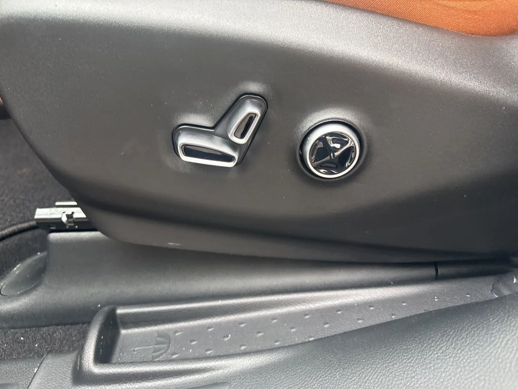 2026 Chrysler Pacifica Pinnacle - Photo 20
