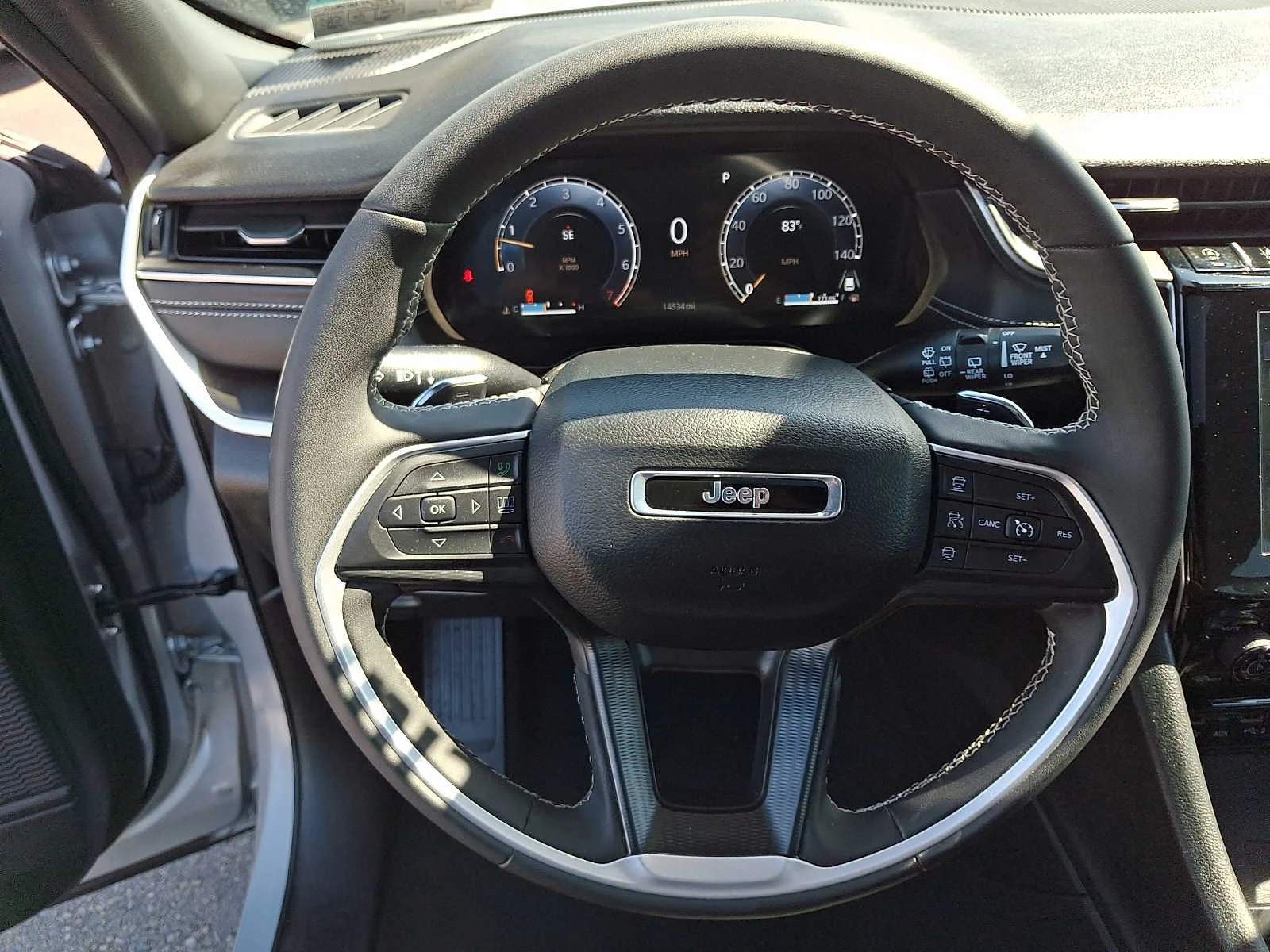 Used 2025 Silver Zynith Jeep Altitude X image 19