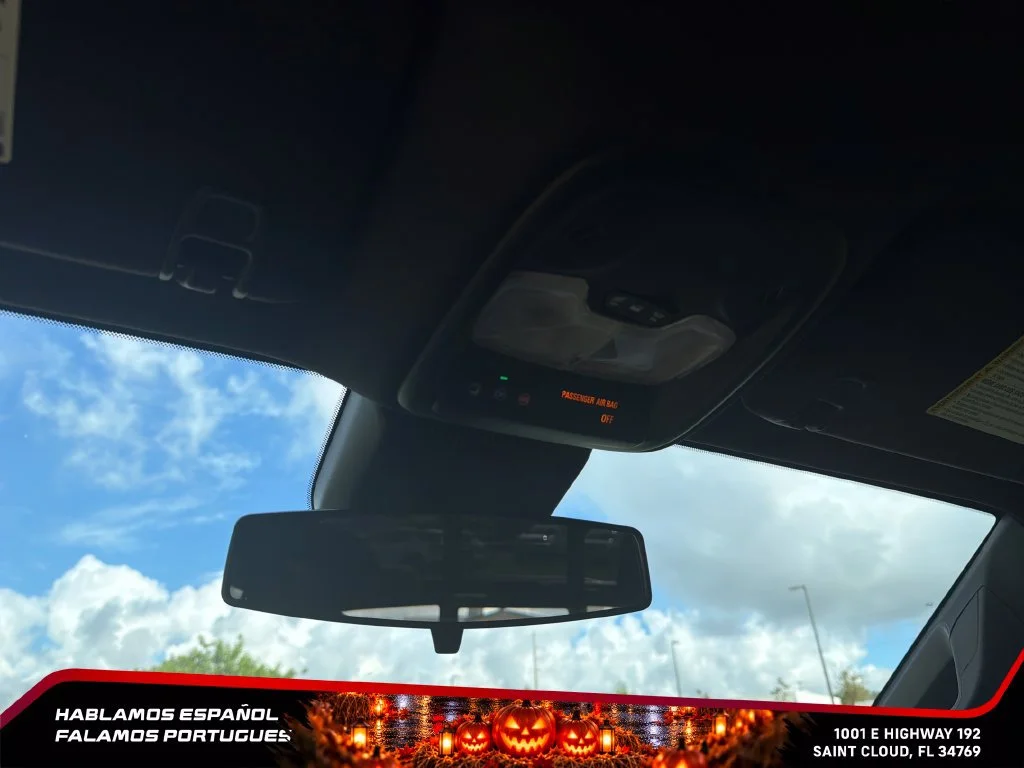 2024 Chevrolet Colorado LT - Photo 23