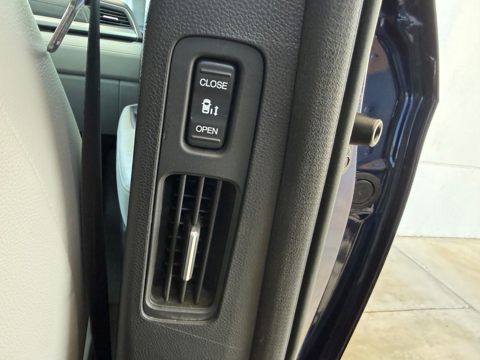 2024 Honda Odyssey EX-L - Photo 43