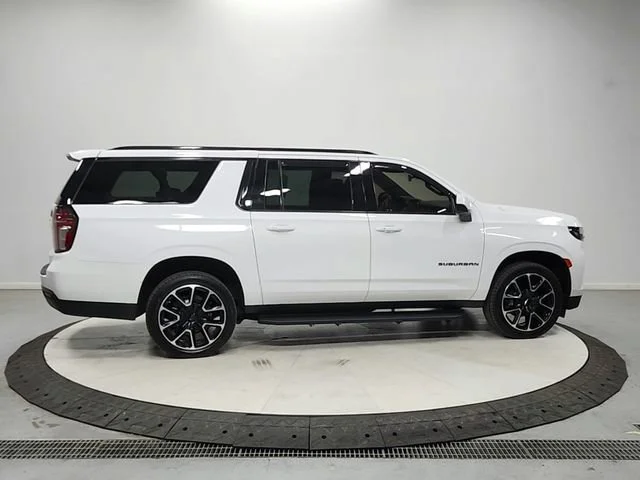 Used 2021 Summit White Chevrolet RST image 8
