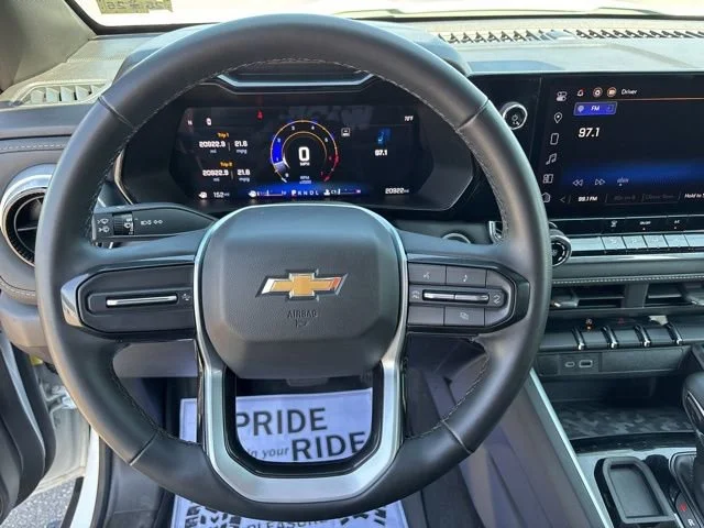 2024 Chevrolet Colorado LT - Photo 9