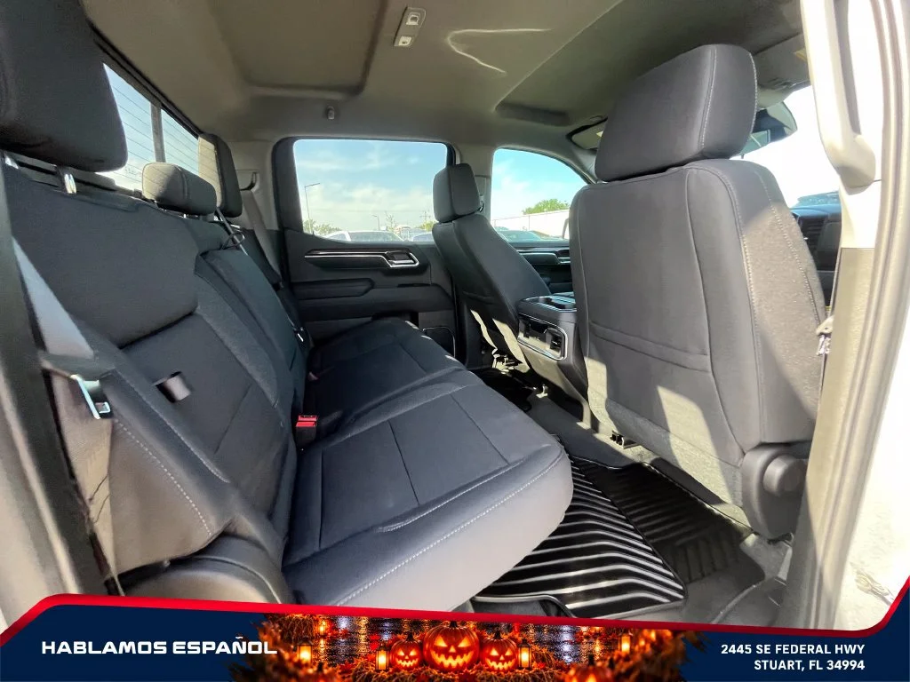 New 2026 Sterling Metallic GMC Elevation image 18