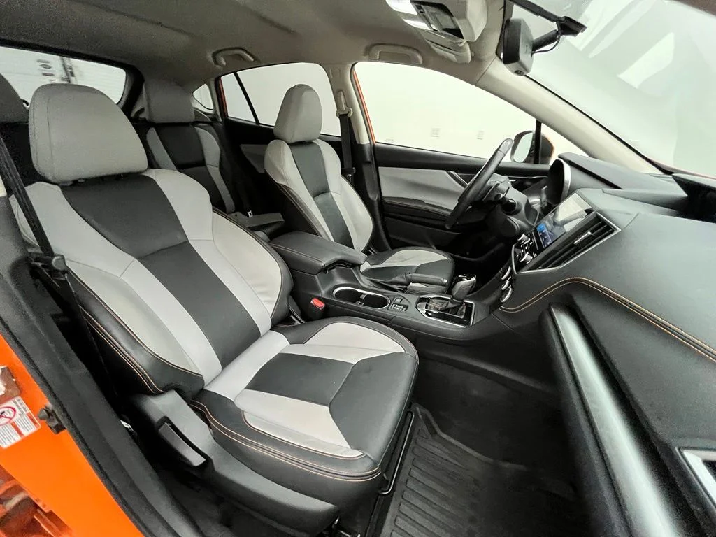 Used 2018 Orange Subaru 2.0i Limited image 33