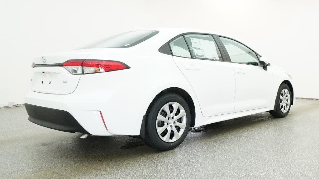New 2026 Ice Cap Toyota LE image 17