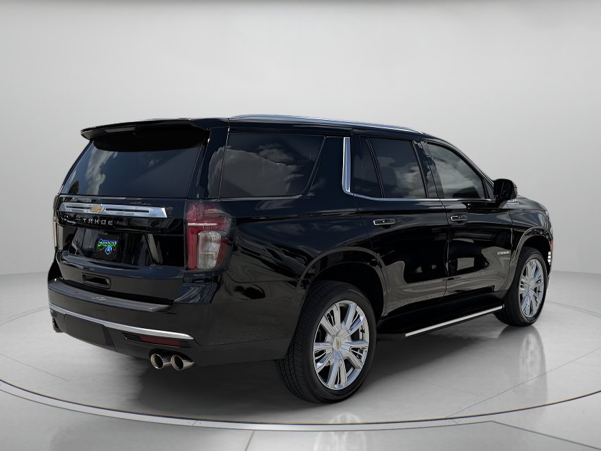 Used 2024 Black Chevrolet High Country image 3