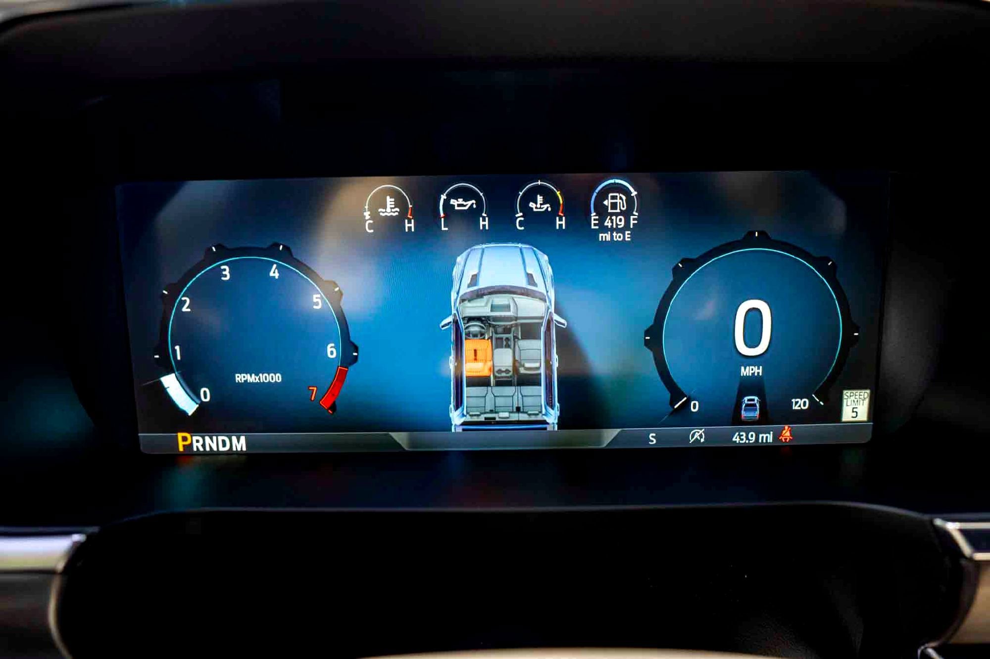 New 2025 Carbonized Gray Metallic Ford Platinum image 13
