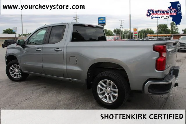 Used 2023 Gray Chevrolet LT image 3