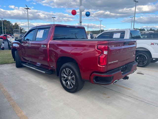 Used 2023 Red Chevrolet RST image 2