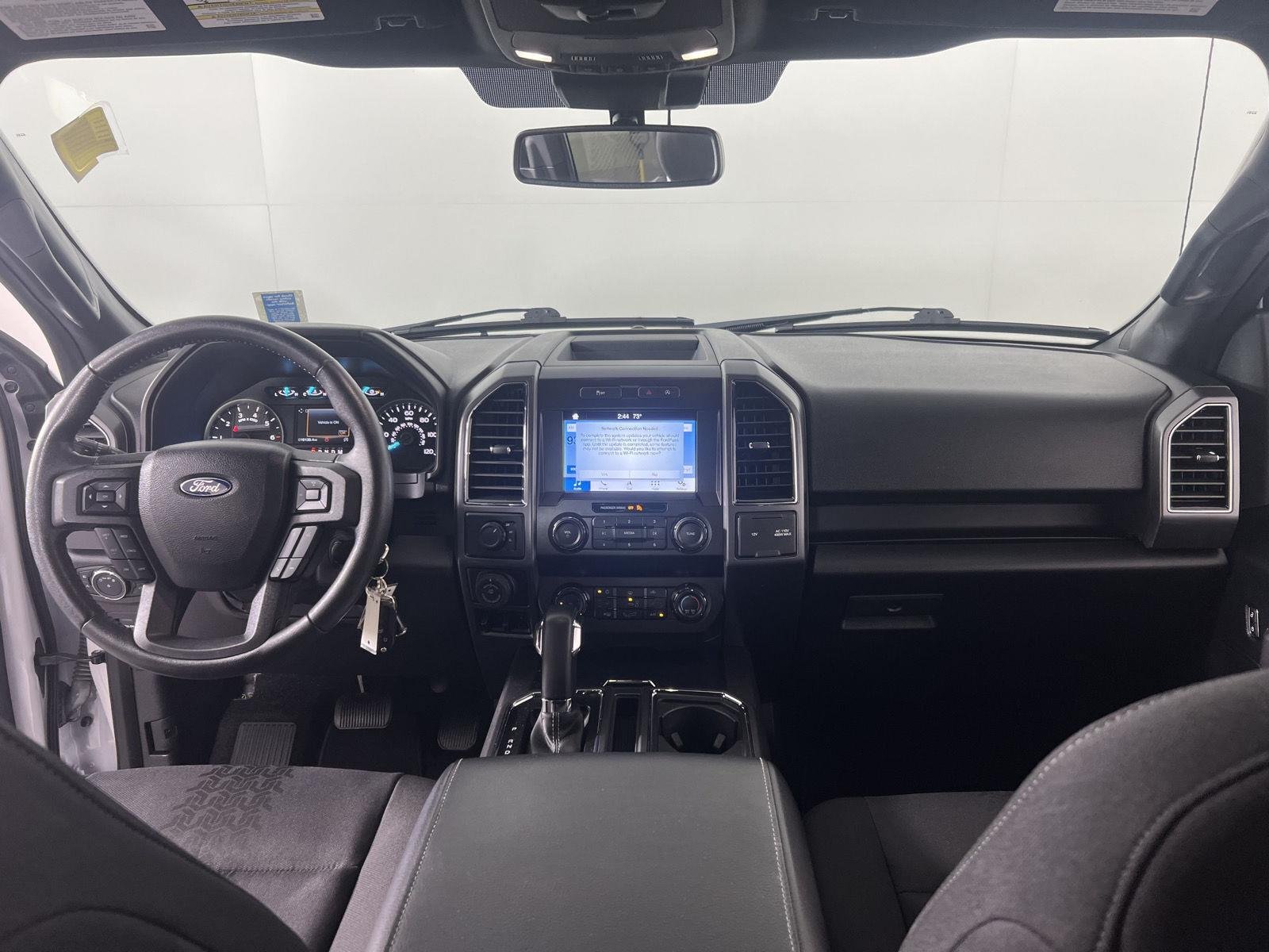 Used 2019 Oxford White Ford XLT image 4