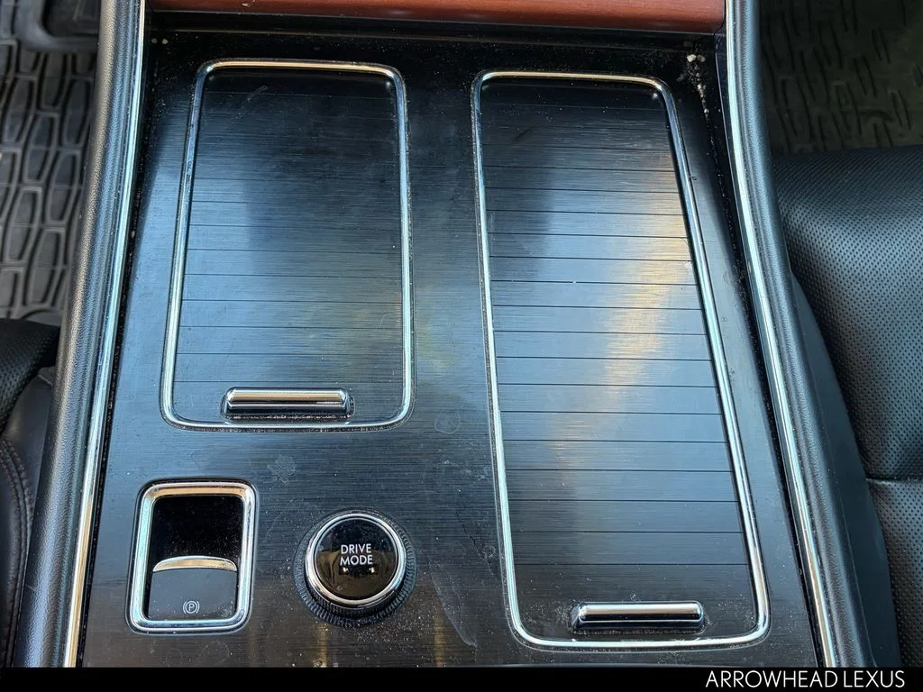 Used 2021 Black Lincoln Reserve image 25