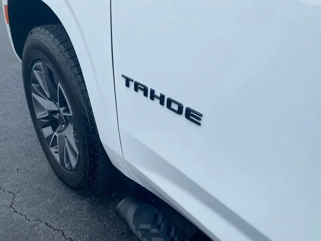Used 2022 Summit White Chevrolet Z71 image 43