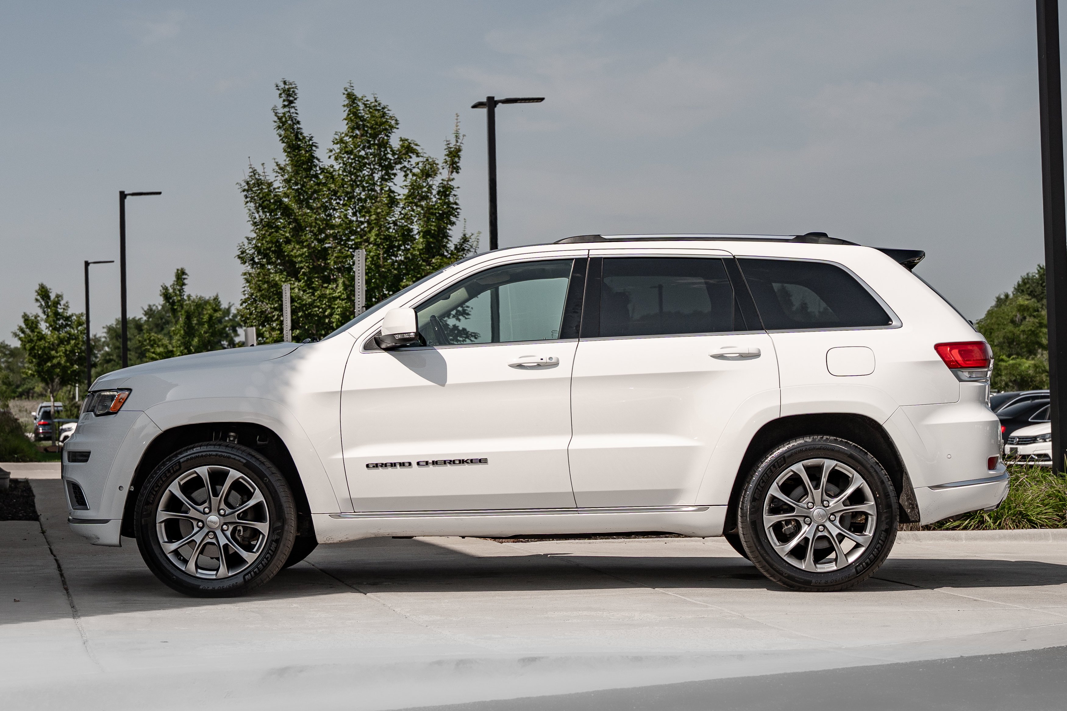 Used 2020 Bright White Clearcoat Jeep Summit image 6
