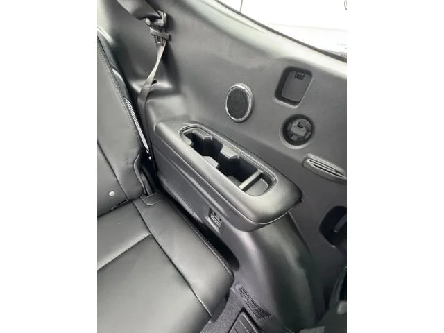 New 2026 ICE SILVER METALLIC Subaru Limited 7-Passenger image 31