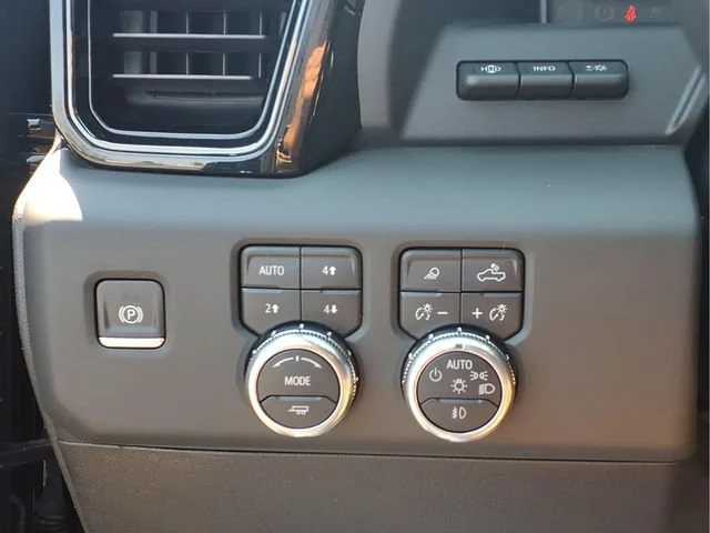 Used 2024 Onyx Black GMC AT4 image 13