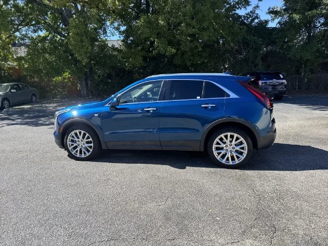 Used 2019 Blue Cadillac Luxury image 8