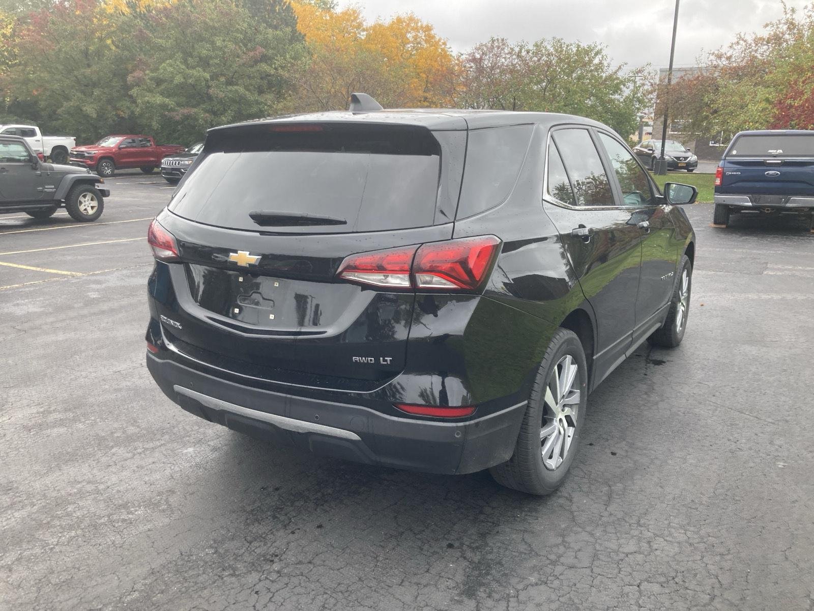 Used 2024 Mosaic Black Metallic Chevrolet LT image 7