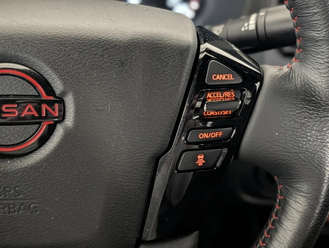 Used 2022  Nissan PRO-4X - - 4x4 - 3.8L V6 - Adaptive Cruise - Blind Spot - LED Headlamps - Sunroof & More image 19