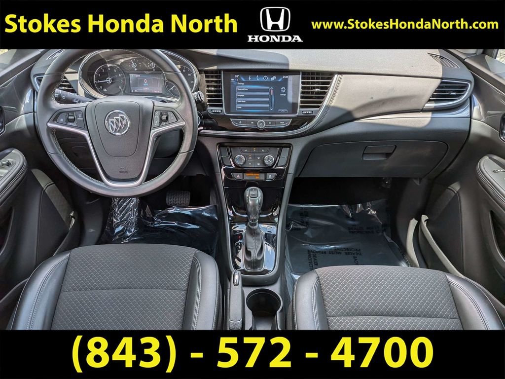 Used 2021 White Buick Preferred image 19