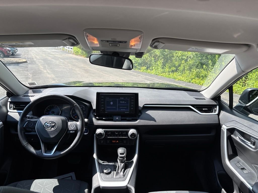Used 2020 Black Toyota XLE image 14