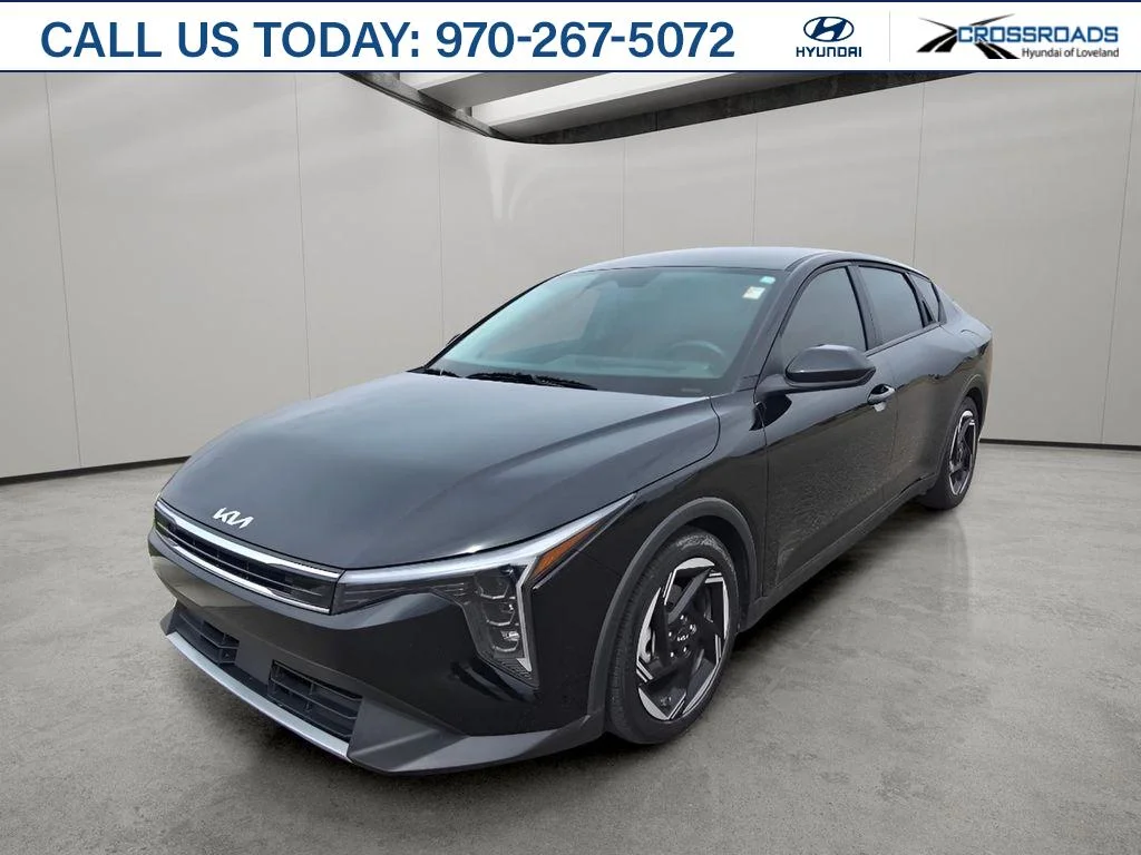 2025 Kia K4 EX AT's photo