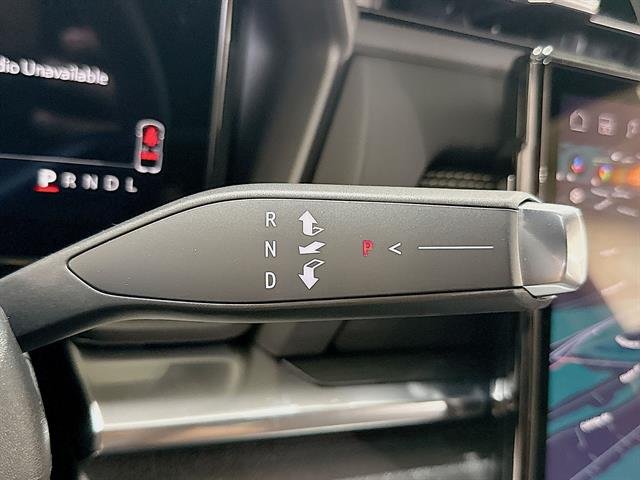 New 2026 Sterling Metallic GMC Elevation image 16