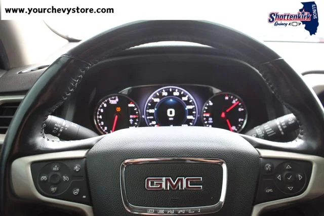 Used 2018 White GMC Denali image 24