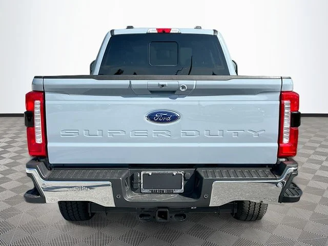 New 2026 Gray Ford Lariat image 5