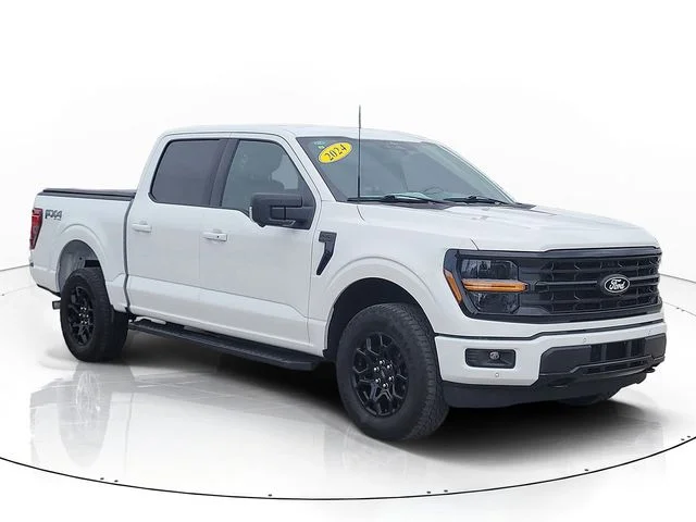 Used 2024 White Ford XLT image 3