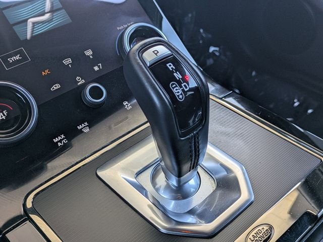 Used 2022  Land Rover Dynamic image 17