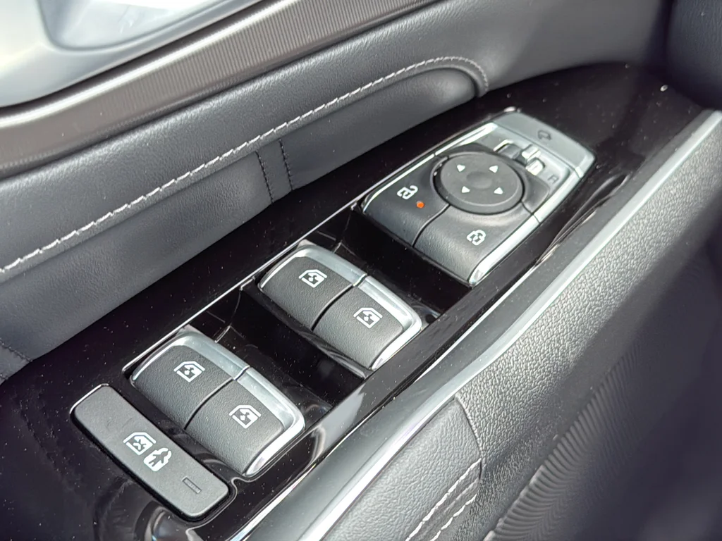 New 2026 Steel Gray Kia X-Line SX Prestige image 27