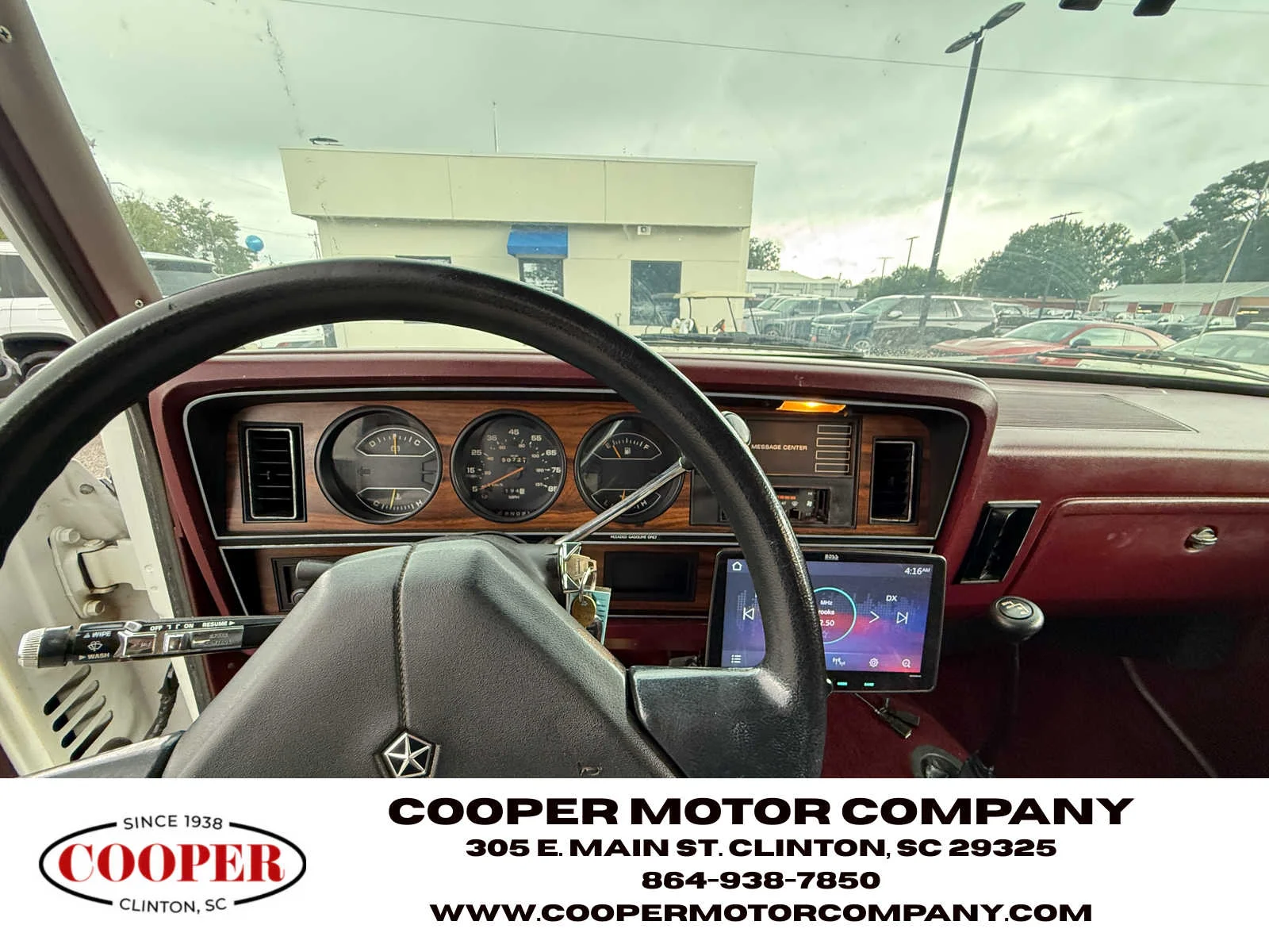 Used 1989 Bright White Clear Coat Dodge AW150 image 12