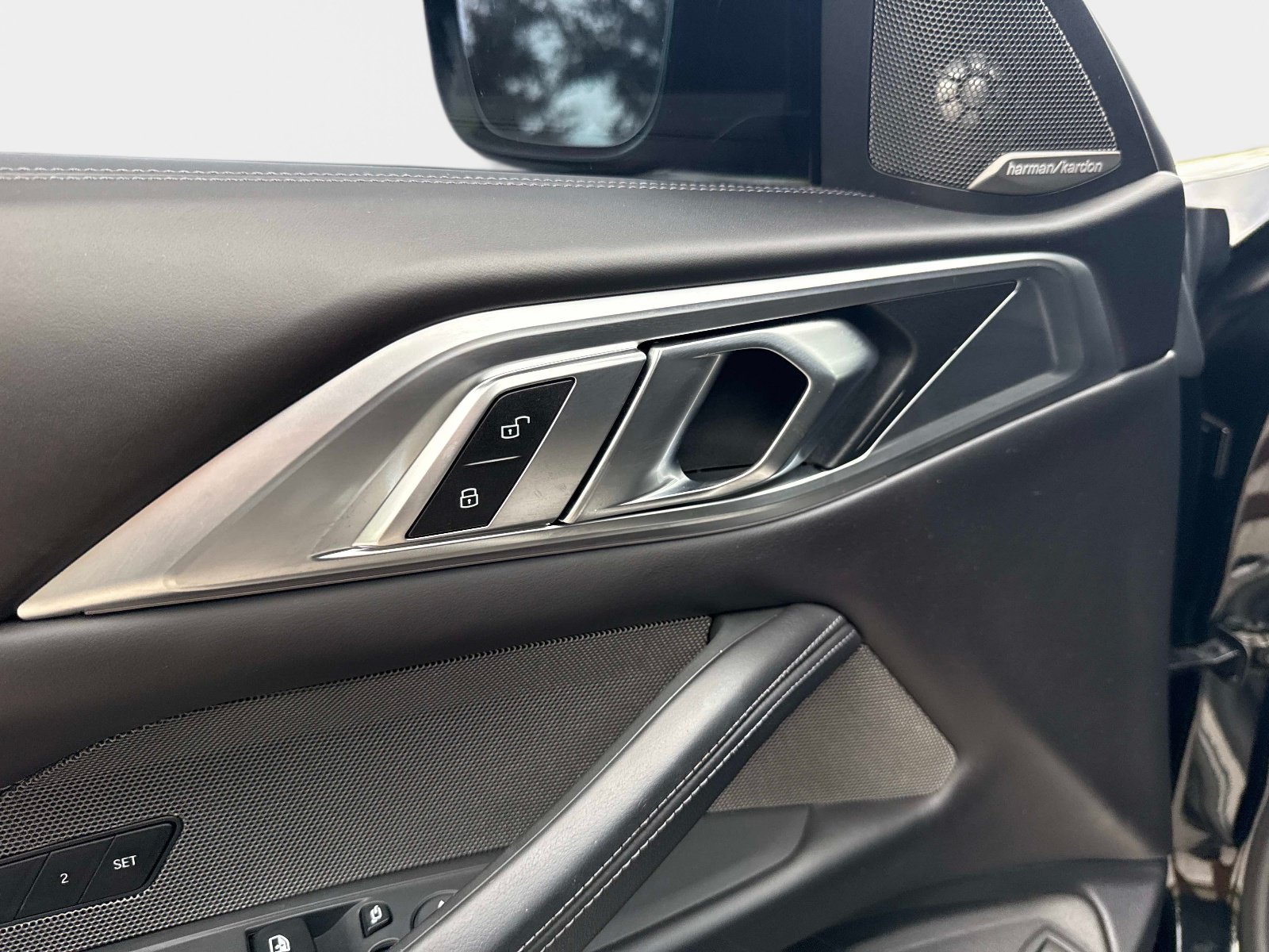 Used 2021 Black Sapphire Metallic BMW Competition image 11