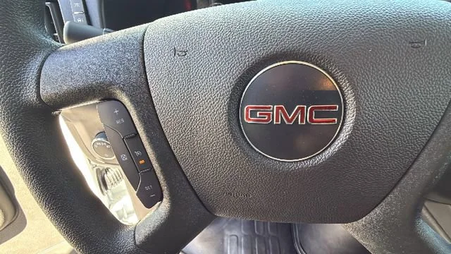2026 GMC Savana Cargo Work Van - Photo 22