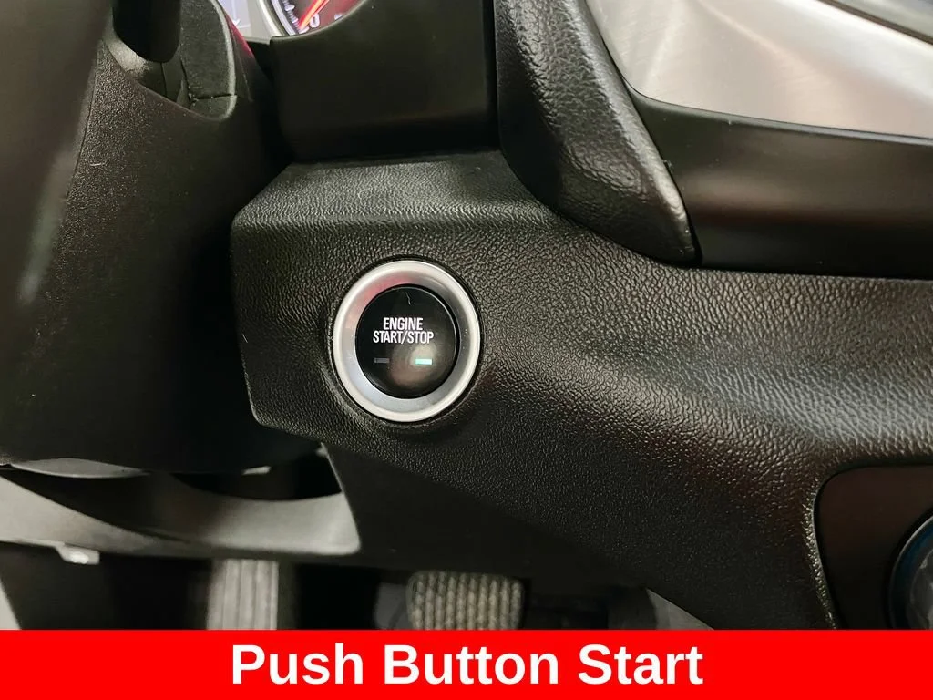 Certified Used 2019 SUMMIT WHITE GMC SLE image 5