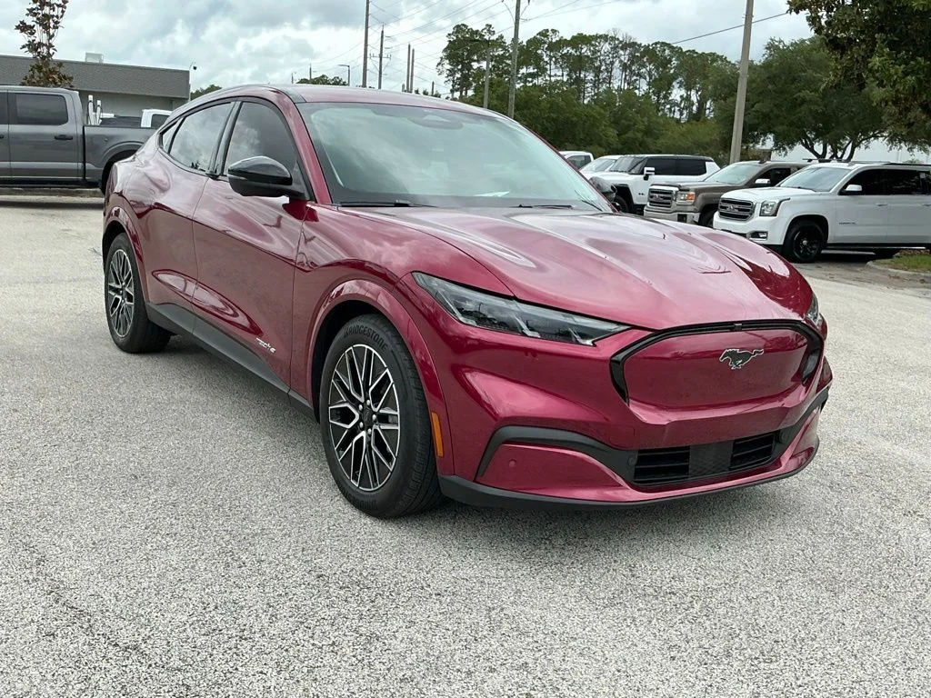 Used 2025 Red Ford Premium image 21