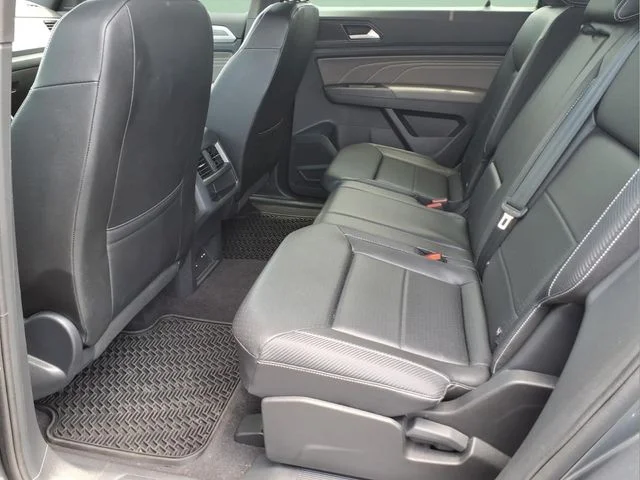 Used 2023 Gray Volkswagen 2.0T SE w/Technology image 12