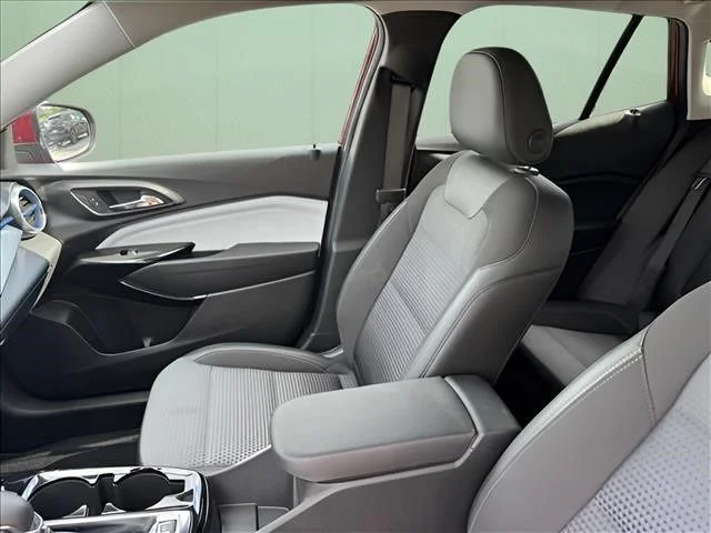 Used 2024 Red Chevrolet LT image 9