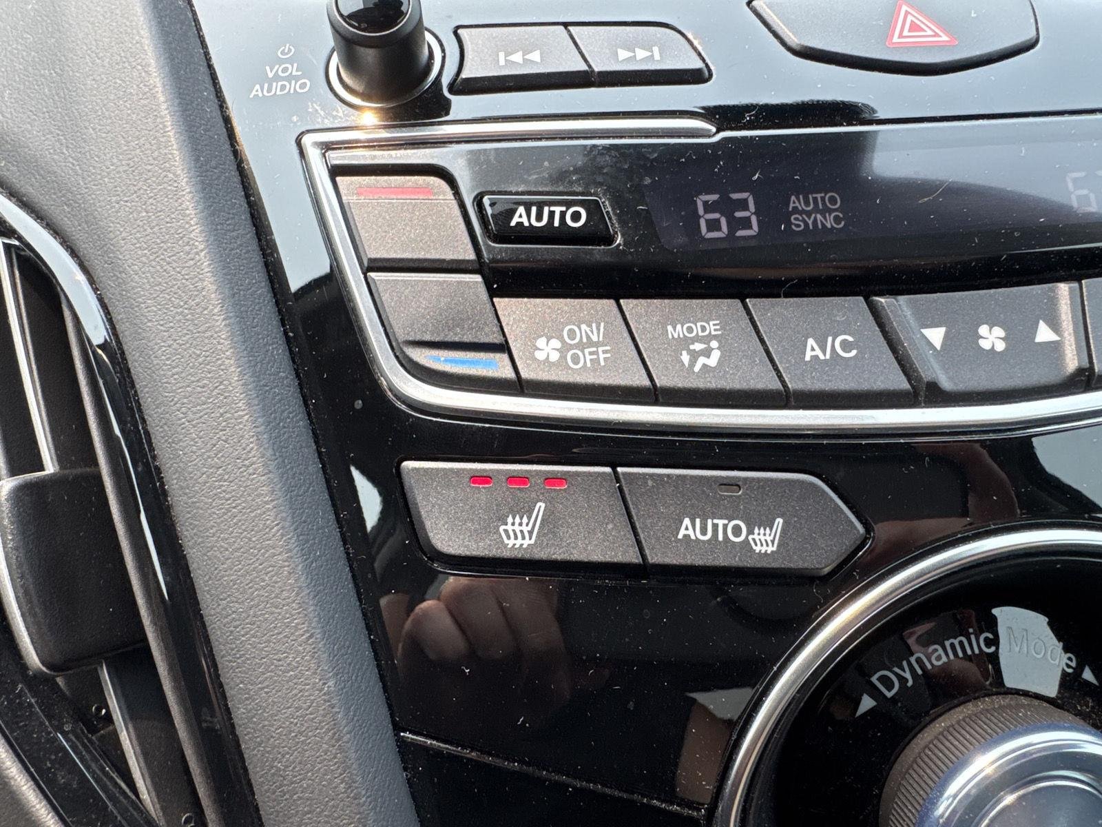 Used 2024 Platinum White Pearl Acura SH-AWD image 19