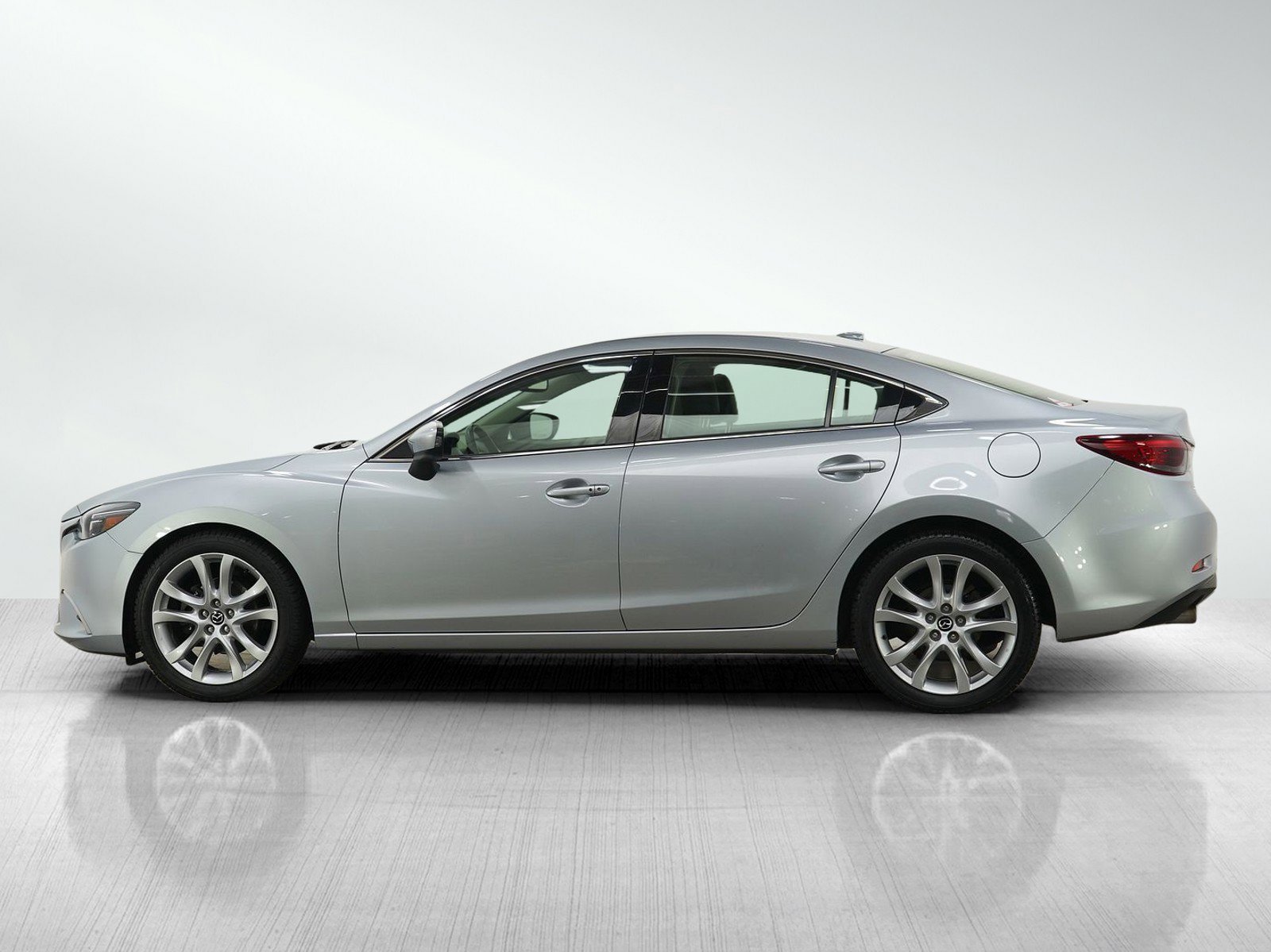 Used 2016 Mazda MAZDA6 i Touring with VIN JM1GJ1T57G1422098 for sale in Burnsville, Minnesota