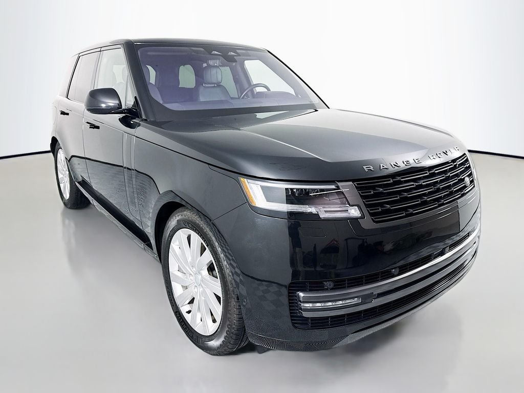 Certified Used 2023 Black Land Rover SE image 7
