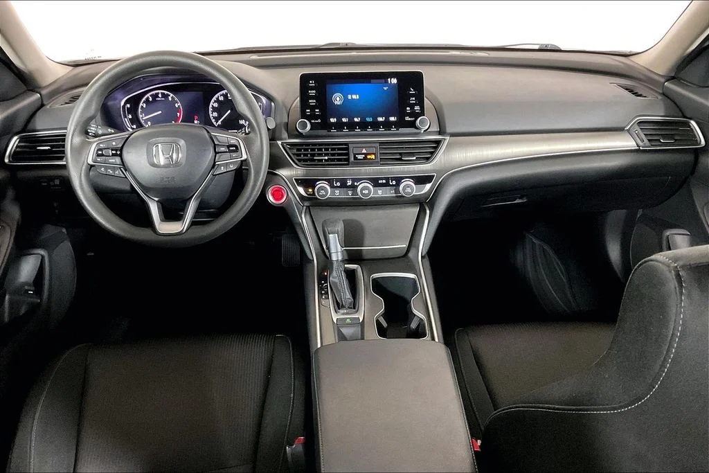 Used 2019  Honda LX image 15