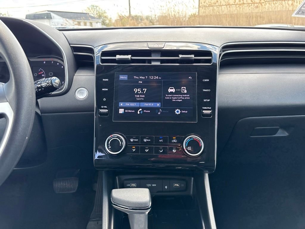Used 2023 Black Hyundai SEL image 15