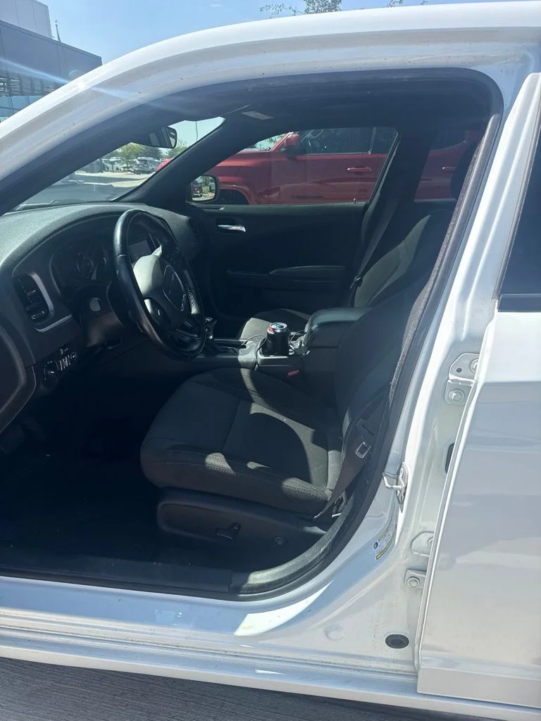 Used 2021 White Dodge SXT image 6