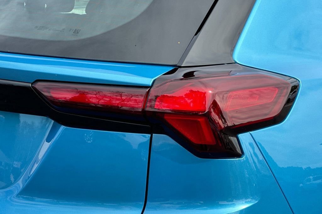 2027 Chevrolet Bolt RS - Photo 34