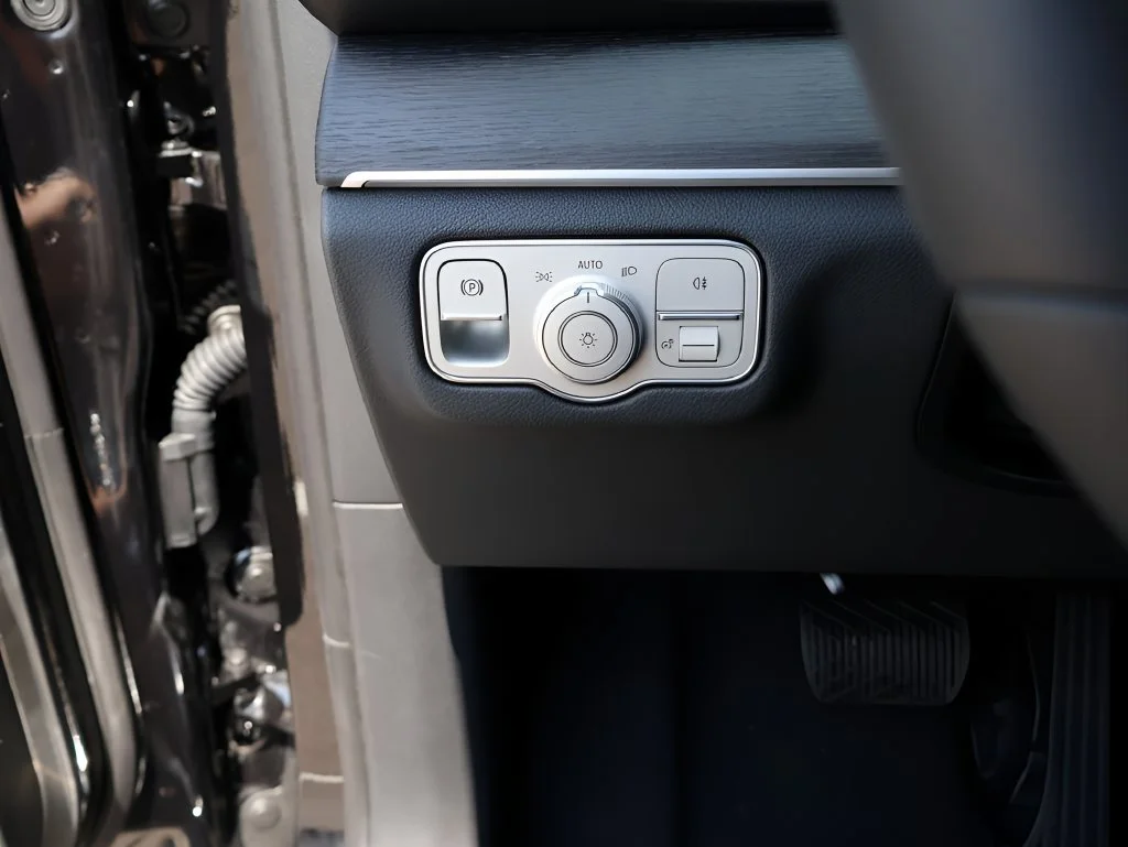 New 2026 Obsidian Black Metallic Mercedes-Benz GLE 450 image 75