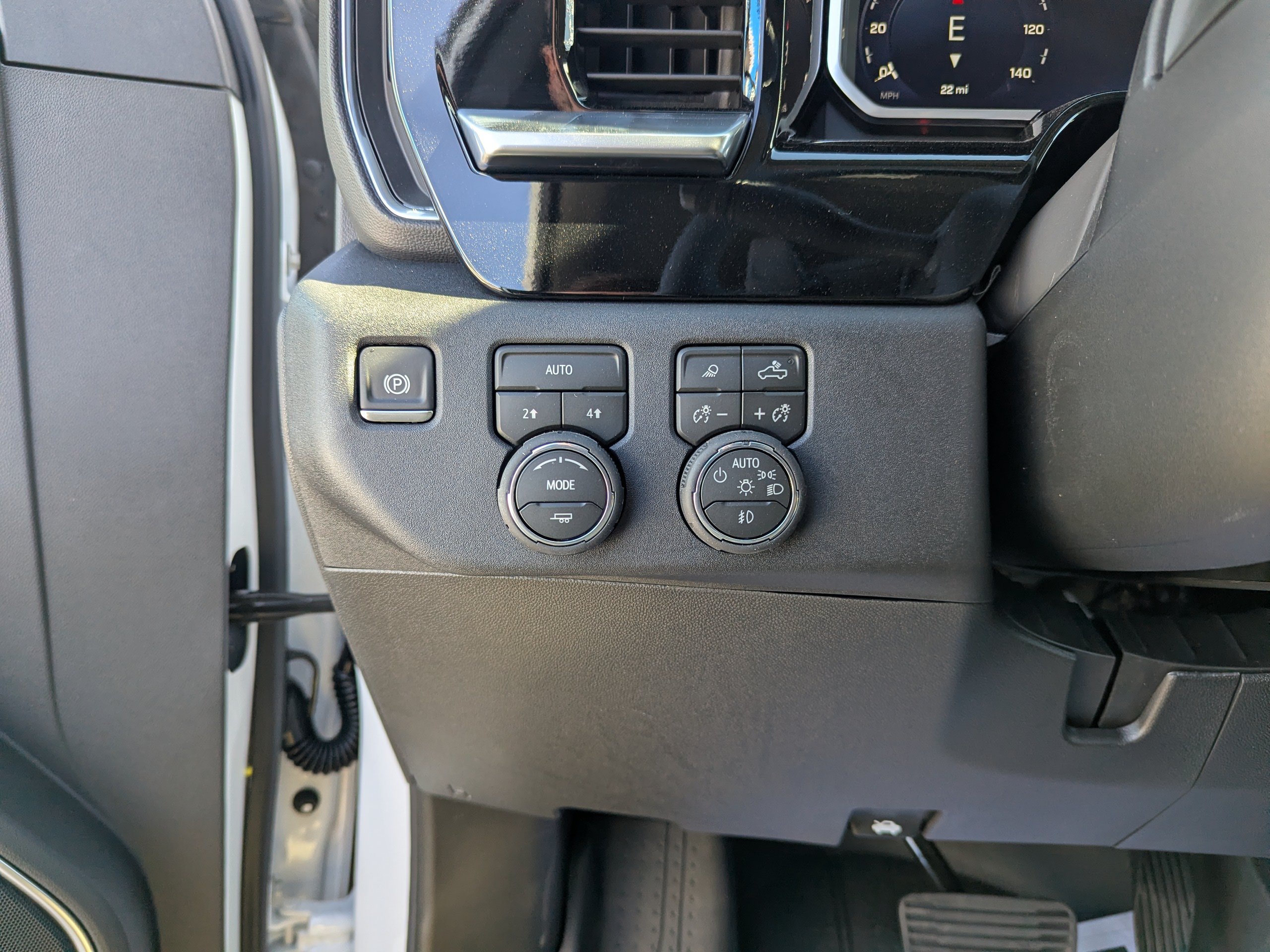2026 Chevrolet Silverado 1500 RST - Photo 13