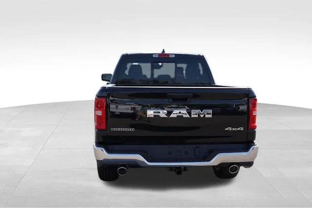 New 2026 Diamond Black Crystal Pearl-Coat Exterior Paint RAM Big Horn image 4